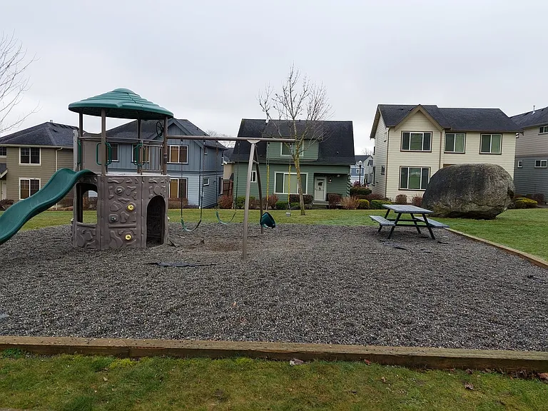 2050 Andre Ct — Photo 29