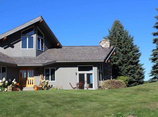 4200 Heynig Rd, Harbor Springs, MI 49740