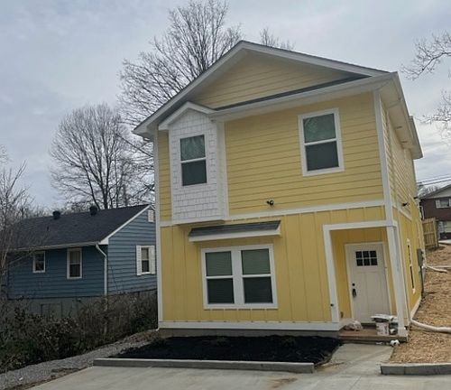 4th image of 4108 Mountain Trek Way