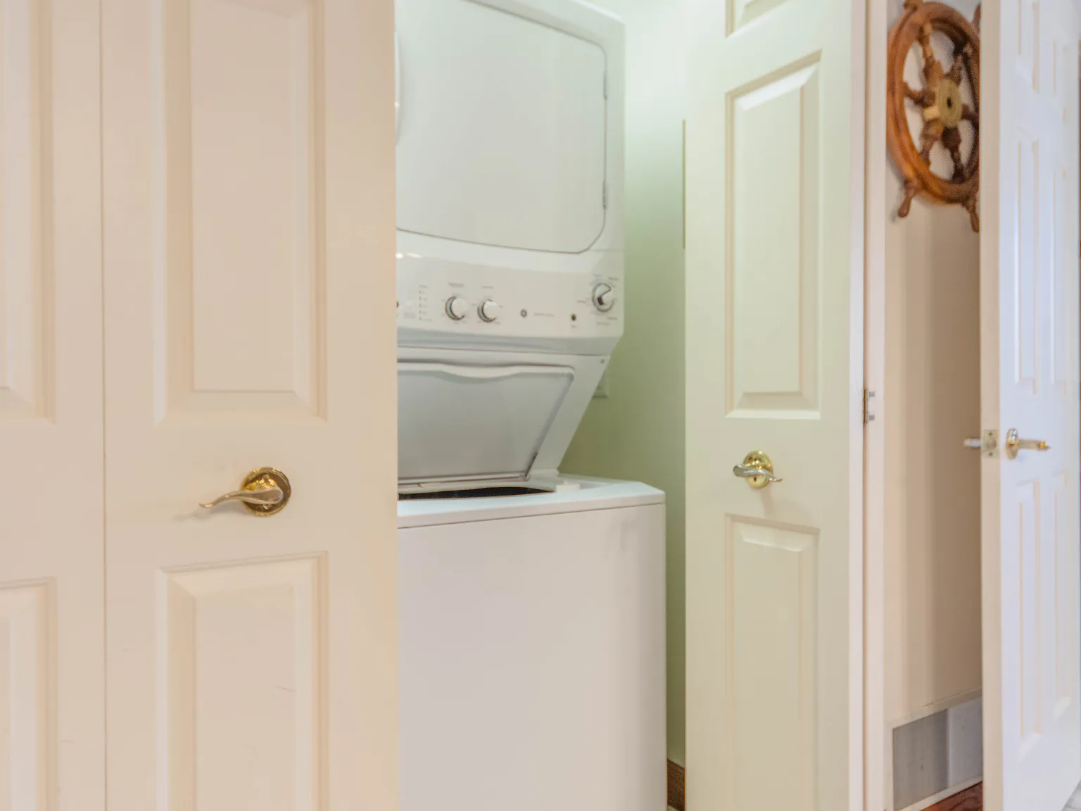 3 bed, 1710 sqft, $2,000 — Photo 3
