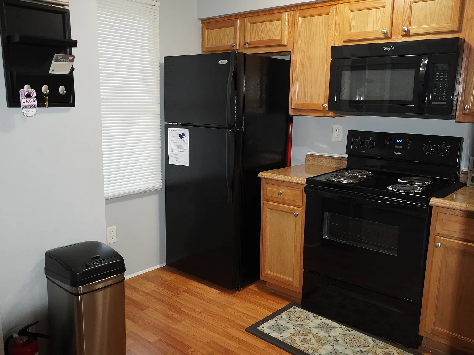 2 bed, 1.5 bath, 1357 sqft, $2,500 — Photo 2