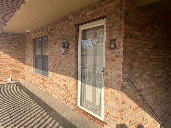 2nd image of 222 Shoreline Dr #5-O