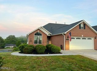 1907 Scarlett Meadows Dr, Sevierville, TN 37876