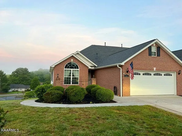 1907 Scarlett Meadows Dr, Sevierville, TN 37876