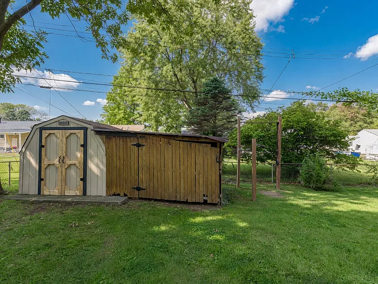 4423 Vance Ave — Photo 39