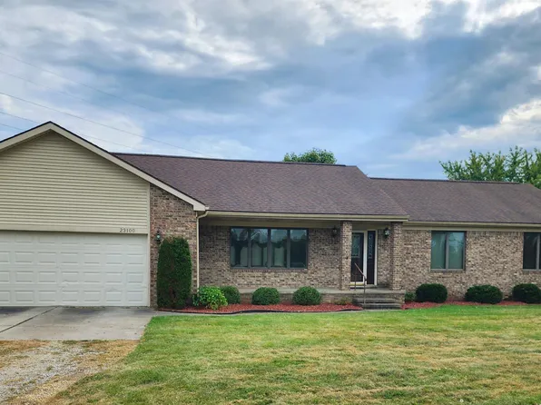 23100 McPhall Rd, Armada, MI 48005