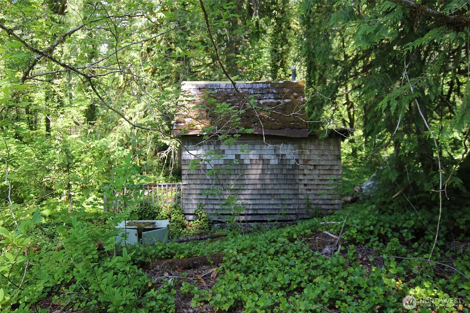 70017 NE Old Cascade Highway photo 1