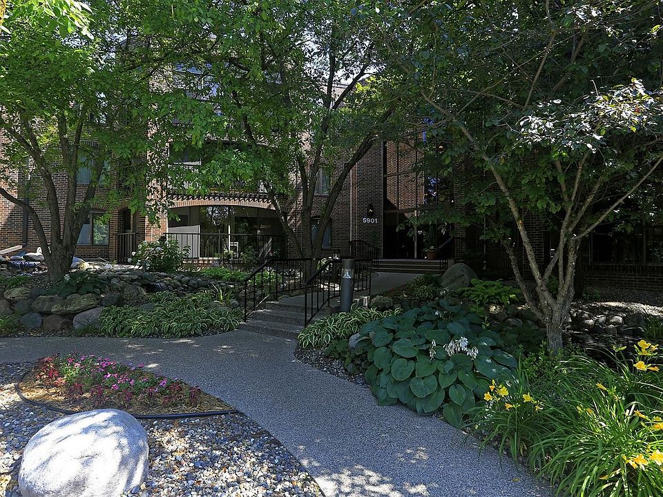 1st image of 5901 Laurel Ave APT 122