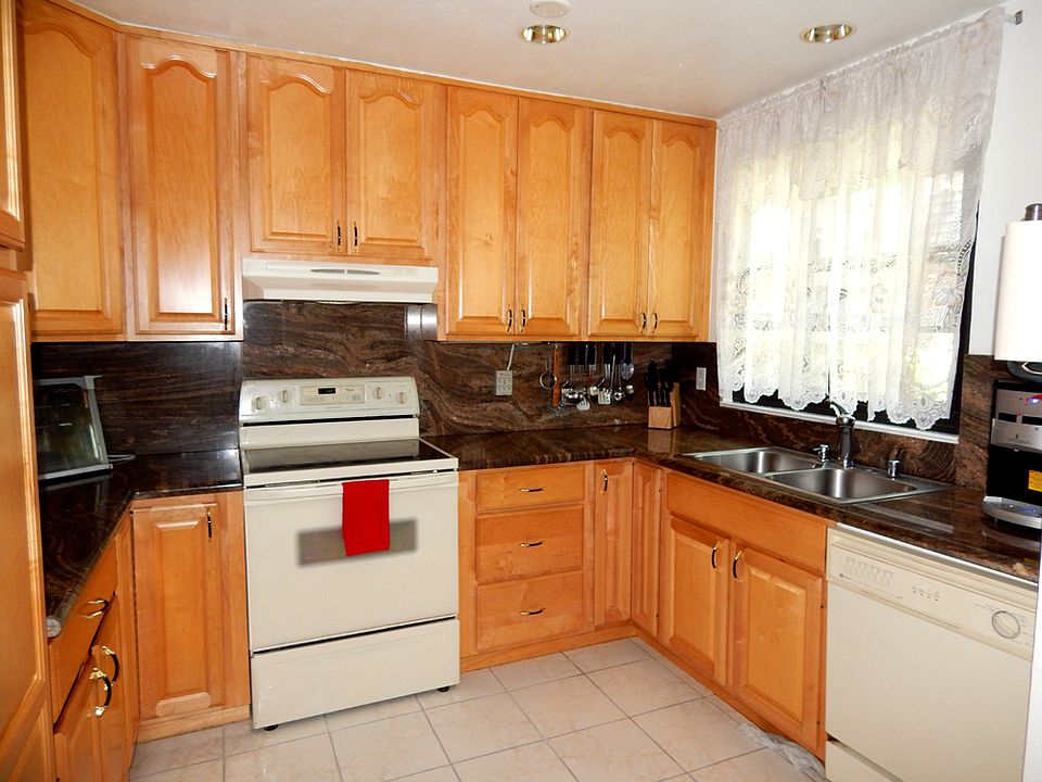Nice updated kitchen