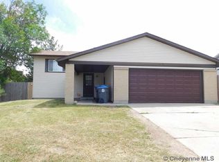 2341 Apache St, Cheyenne, WY 82009