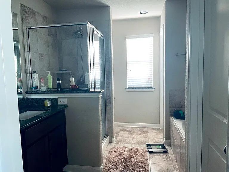 5950 Nodaway Creek Ct — Photo 32