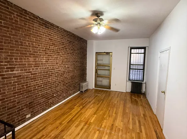 225 Columbia Street image 1 of 14