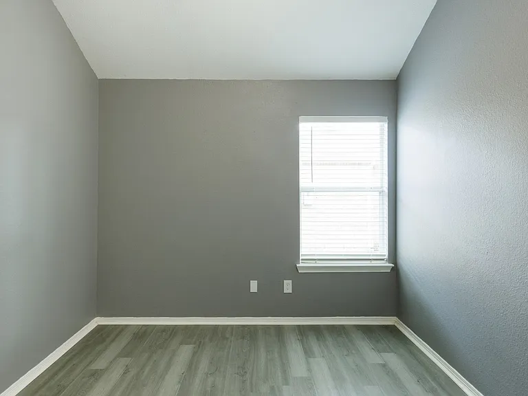 Unit Photo