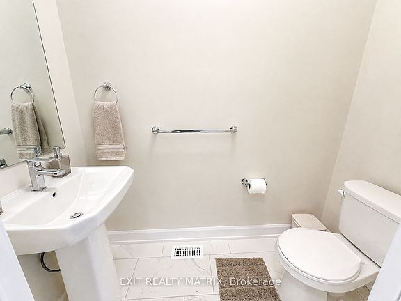 4th image of 1002 Cologne St