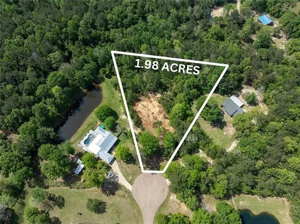 Lost Hills Dr, Bush, LA 70431