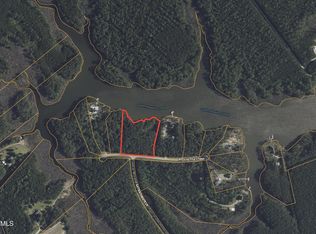 8 Pitch Kettle Court, Belhaven, NC 27810