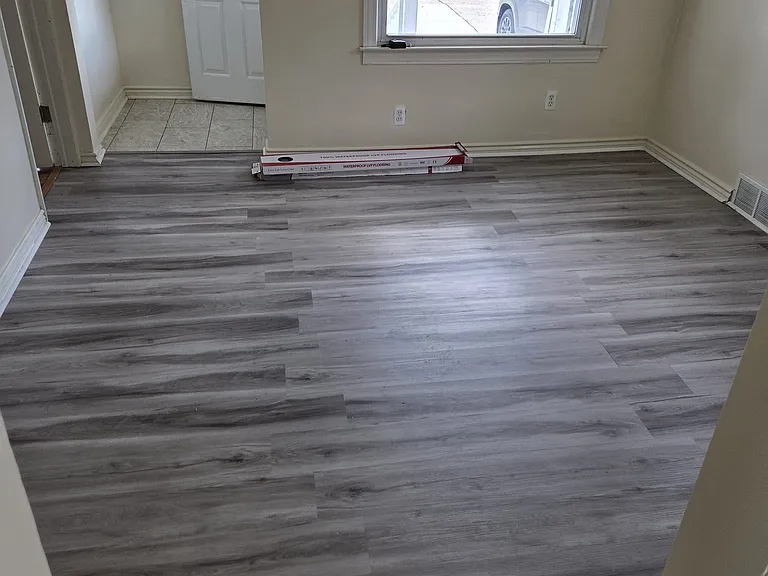 8734 Cadillac Ave — Photo 11