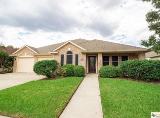 209 Legend Dr, Victoria, TX 77904