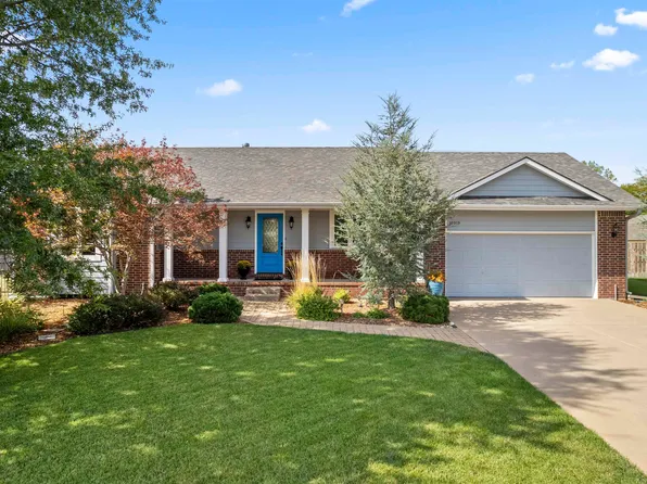 10919 W Dora Ct, Wichita, KS 67209