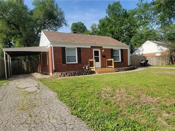 1304 W 30th St S, Independence, MO 64052