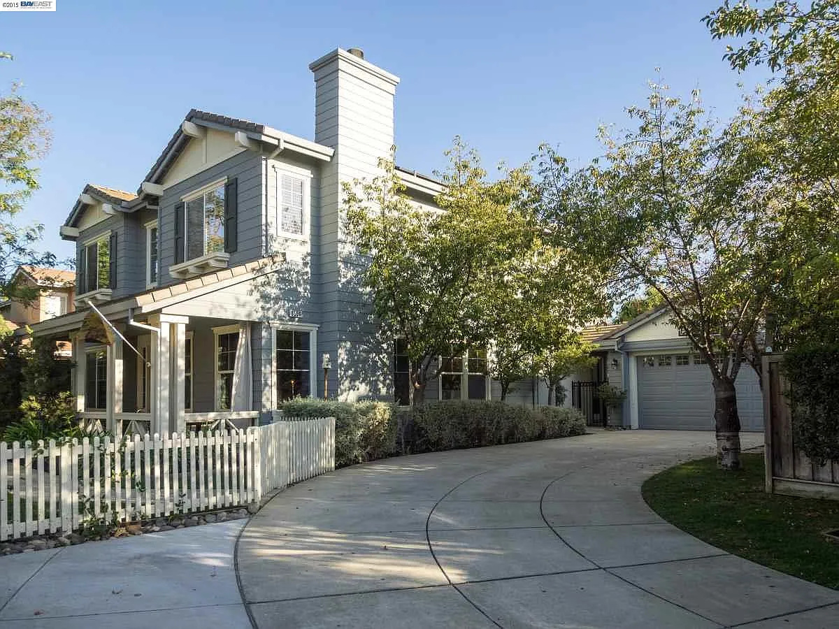 1556 Aria Ct photo 1
