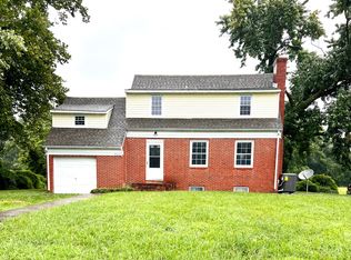 30404 Maple St, Princess Anne, MD 21853