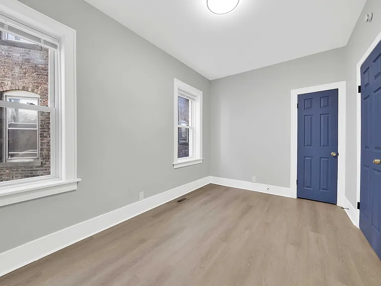 41 W 14th Pl #1 — Photo 9