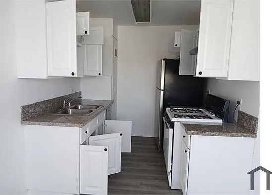 214 E Hyde Park Blvd #2 — Photo 16