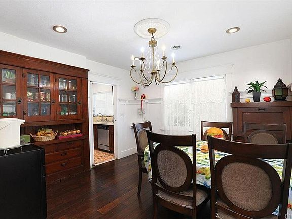 3rd image of 5132 Washington Ave