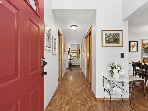 4th image of 7632 SE 108th Ct