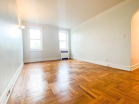 5th image of 41-16 47th Ave APT 3C