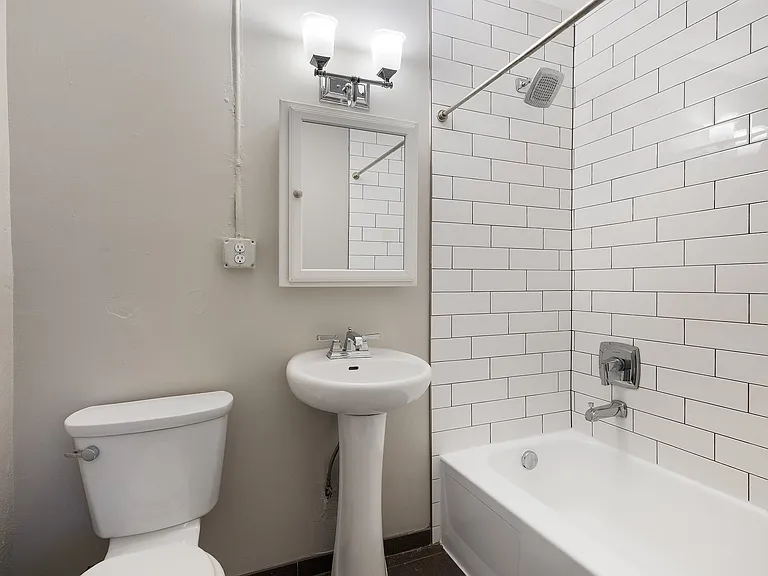 1020 Lincoln St — Photo 26