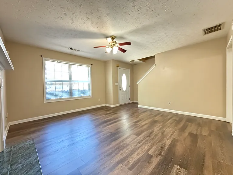 3272 Sentinel Cir — Photo 7