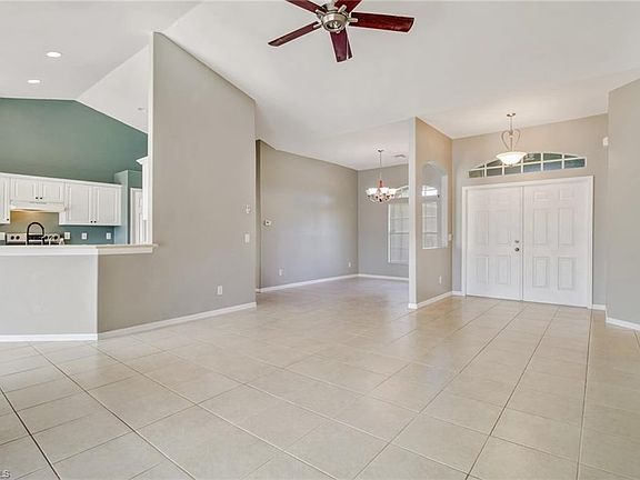 3rd image of 2625 NE 19th Pl