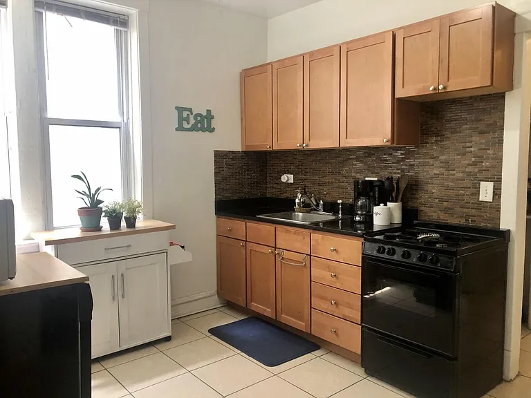 4151 N Ashland Ave — Photo 7
