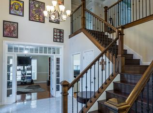8814 Apple Mill Dr, Houston, TX 77095