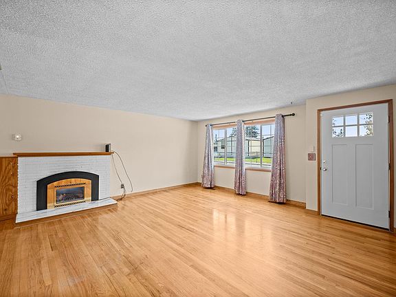 4th image of 6628 N Audubon St