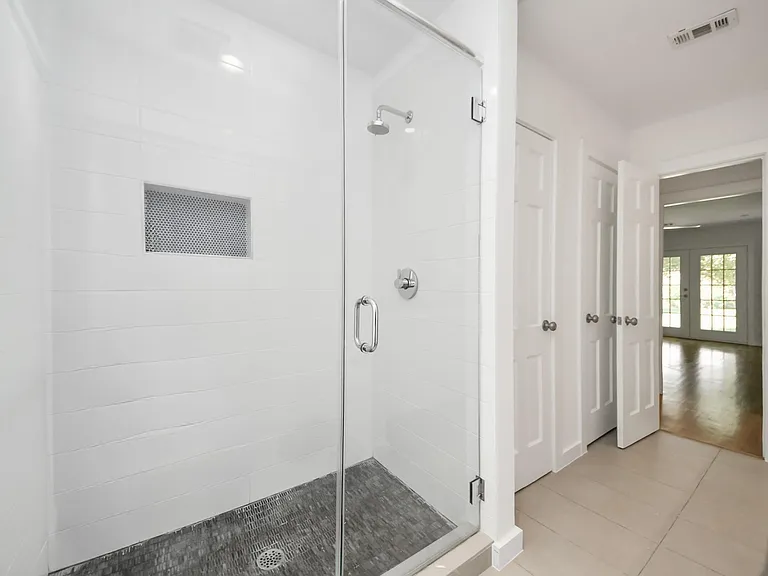 7610 Highmeadow Dr — Photo 44