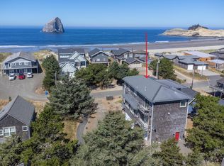 33585 Shore Dr, Pacific City, OR