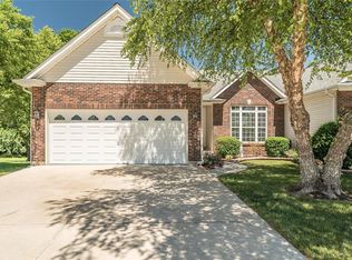 229 Park Ridge Dr, O'Fallon, MO 63366