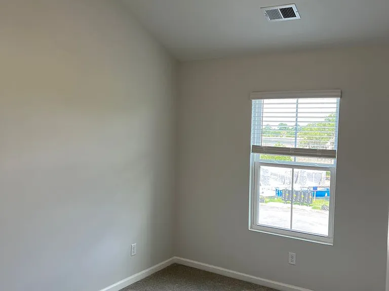 40 Hidden Pointe Dr — Photo 6