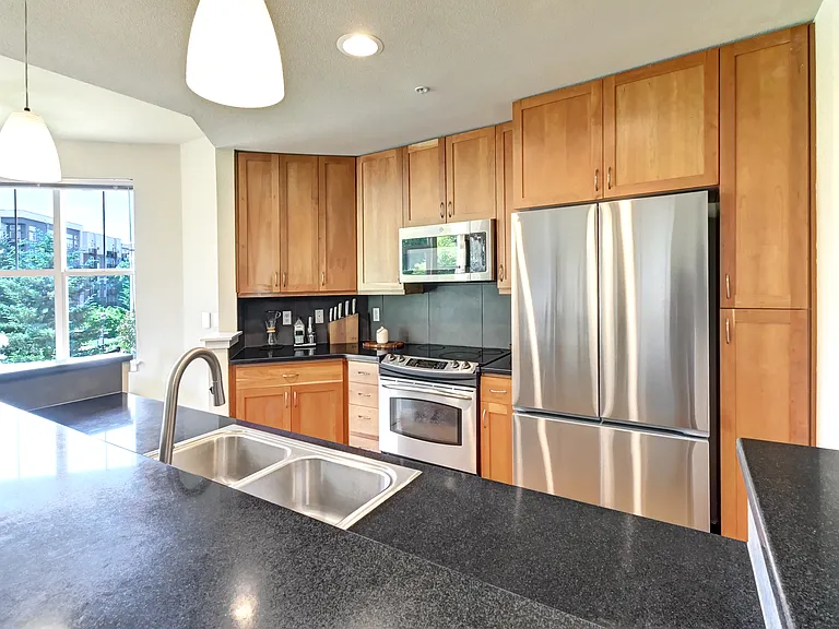 16141 Cleveland St #316 — Photo 4