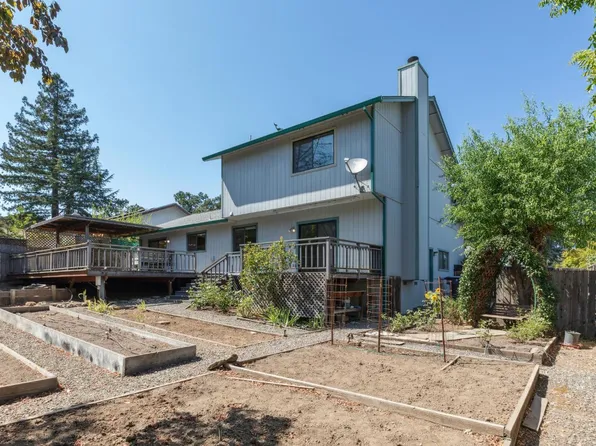 664 Craig Avenue, Sonoma, CA 95476