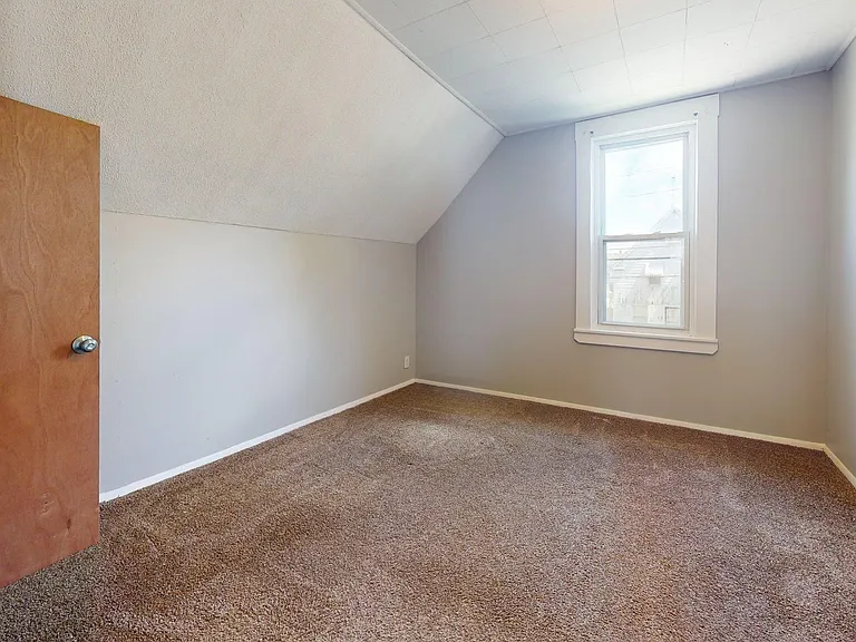 3452 W 44th St — Photo 37