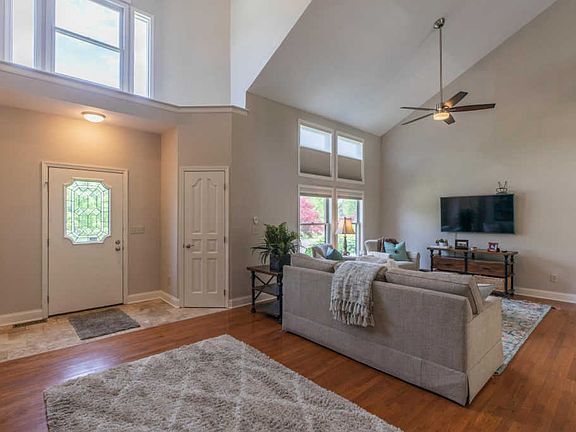 4th image of 3455 Scioto Run Blvd