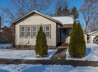 909 E Oakside St, South Bend, IN