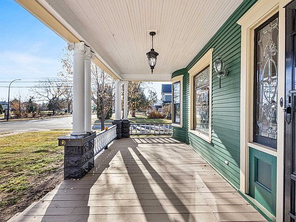 6th image of this home