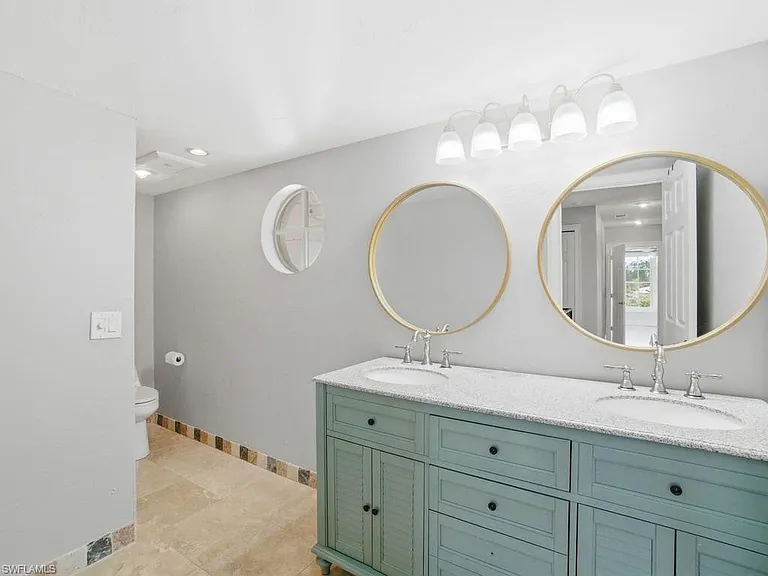 4920 Shady River Ln — Photo 25