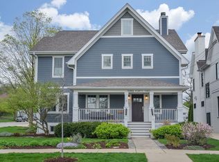 342 Taylor Ave, Glen Ellyn, IL