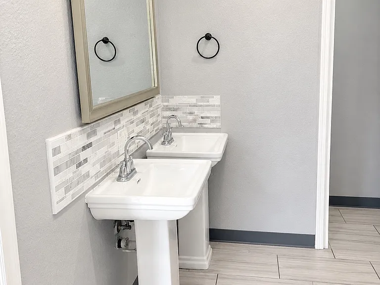 4999 S Ridgewood Ave #2 — Photo 5